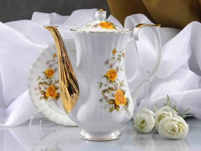 serwis do kawy 12/39 Golden Rose IWONA form.