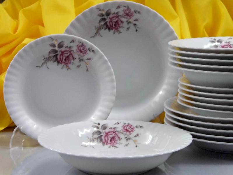 komplet talerzy 6/18 dek: 0283 IWONA