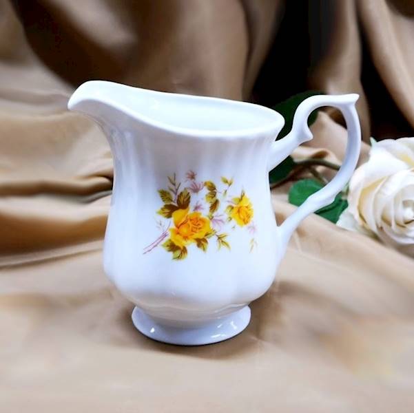 dzbanek 030 Golden Rose IWONA 3 rzuty
