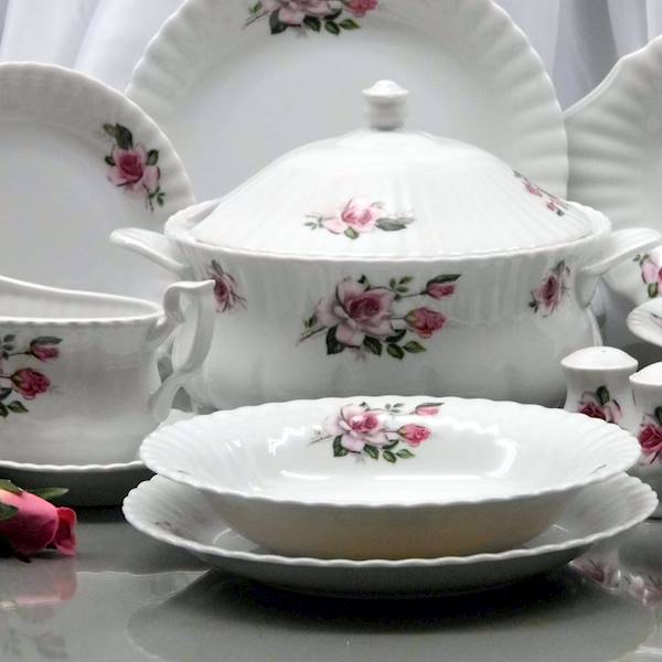 serwis obiadowy 12/45 dek: 873 Red Roses IWONA