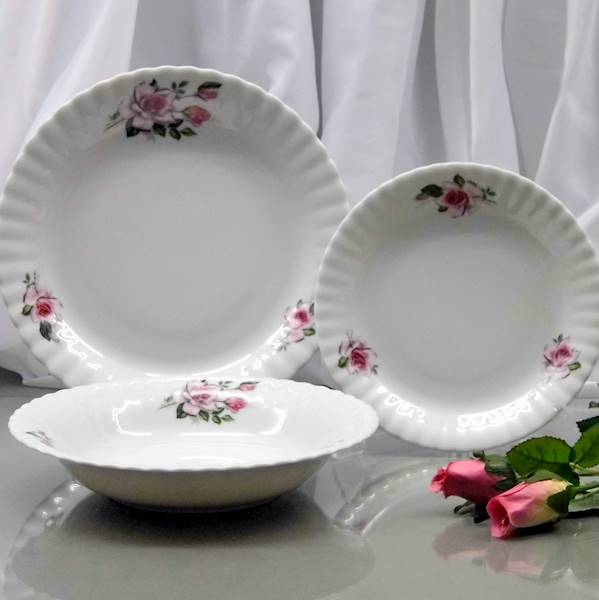 serwis obiadowy 12/45 dek: 873 Red Roses IWONA