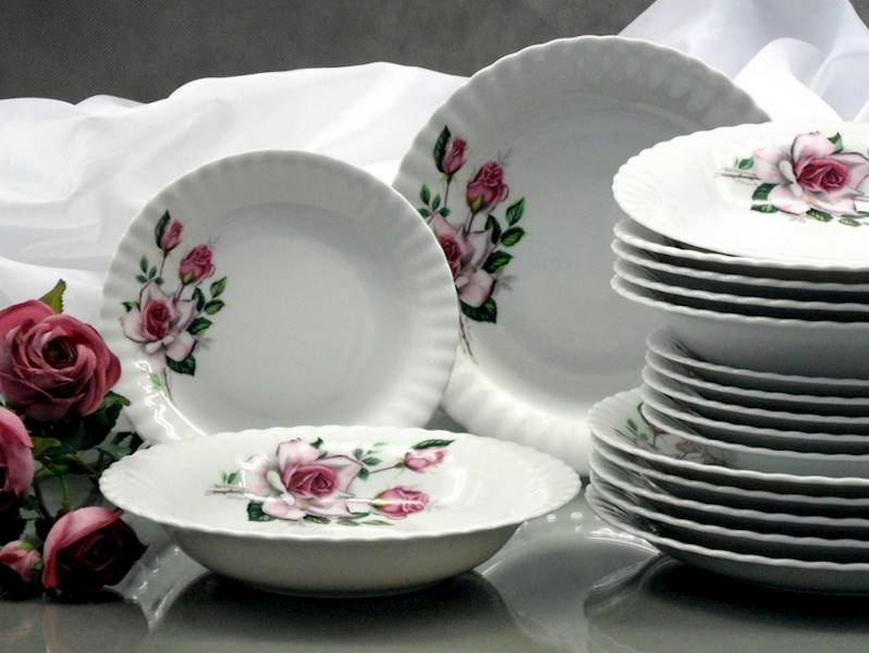 komplet talerzy 6/18 dek: 870 Red Roses IWONA