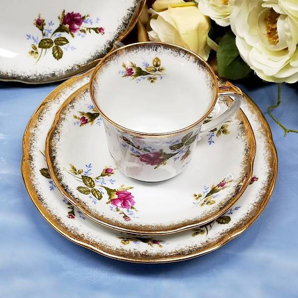 serwis do kawy 6/18 Róża Złota KAMELIA 17