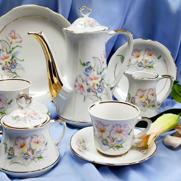 serwis do kawy 12/39 Złoty Kwiat Lilii KAMELIA