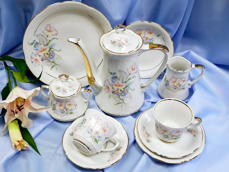 serwis do kawy 12/39 Złoty Kwiat Lilii KAMELIA