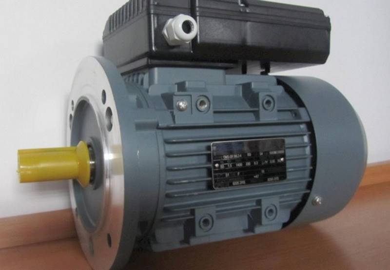 Silnik elektryczny 0,55 kW 1500 B35 OMT4 711-4