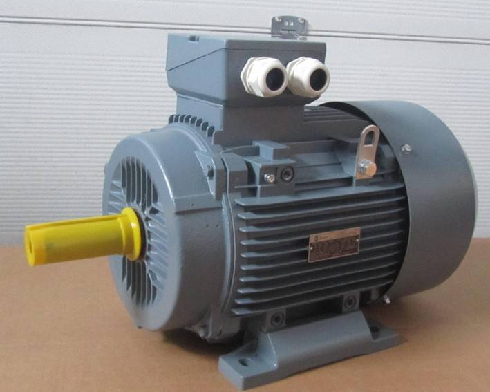 Silnik elektryczny 5,5 kW OMT4 132S-4 B3 IE3