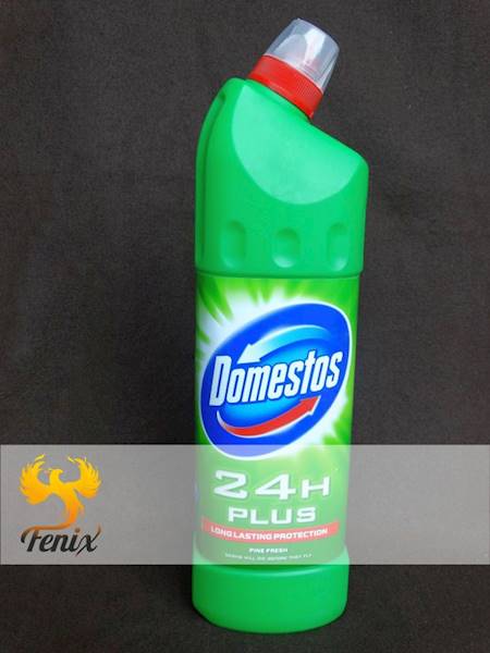 Płyn Domestos 075 l Pine