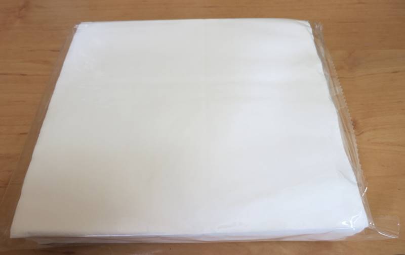 Serwetki gastronomiczne 15x15cm białe gładkie (cena brutto za 500 sztuk)