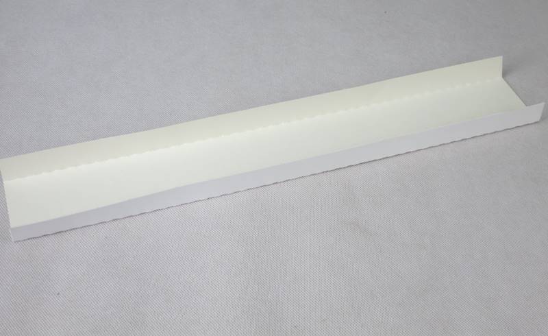 Podkładki tacki papierowe (cena brutto za 500 sztuk) jednorazowe pod zapiekanki 10x43 cm