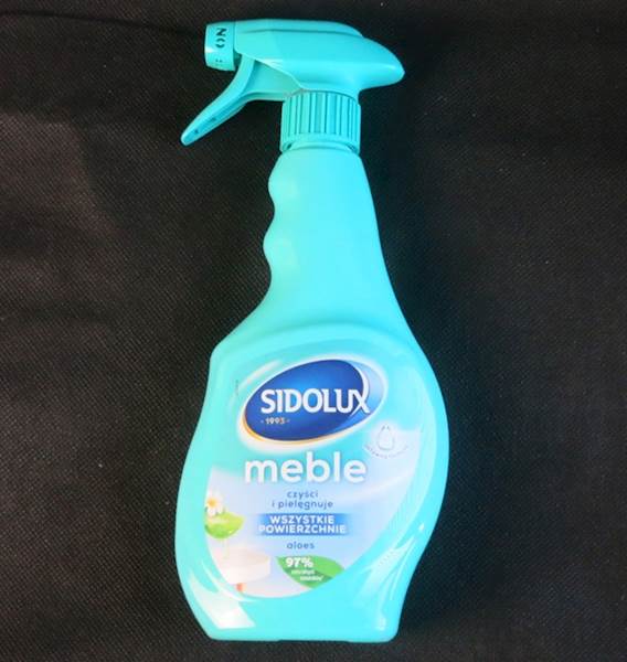 Płyn do czyszczenia mebli MDF plastiku (cena brutto za 1 sztukę) Sidolux 400 ml