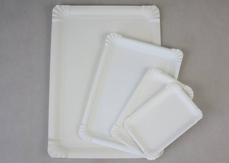 Tacki papierowe  (cena brutto za 250 sztuk) jednorazowe cukiernicze białe 11x17