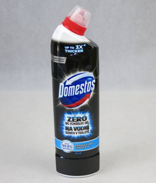 Domestos niebieski do WC płyn 750 ml (cena brutto za 1 sztukę)