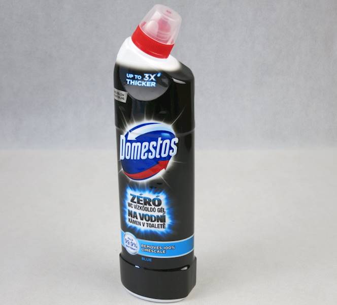 Domestos niebieski do WC płyn 750 ml (cena brutto za 1 sztukę)