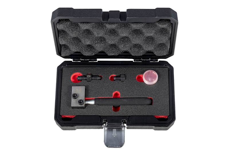 Przyrząd do zarabiania przewodów hamulcowych 4,75