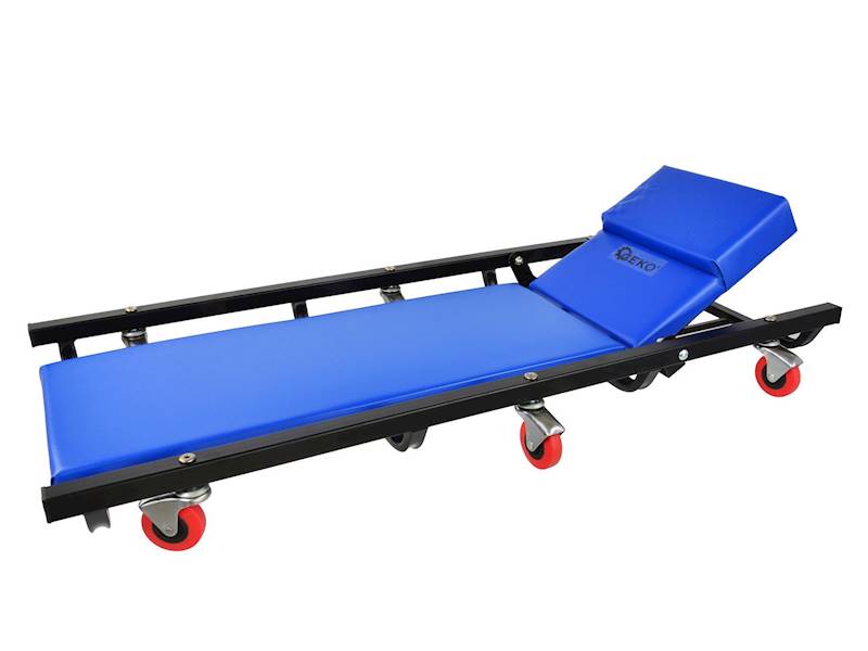 Leżanka z regulowanym oparciem