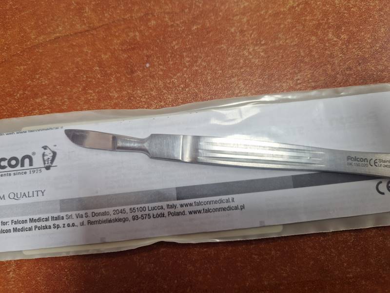 LANCET 25MM Sklapel z uchwytem 