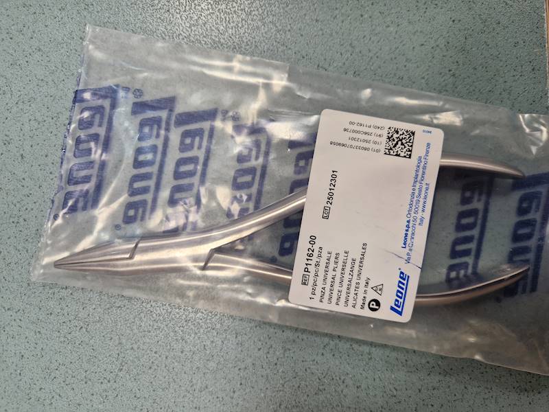 KLESZCZE KRAMPONOWE LEONE