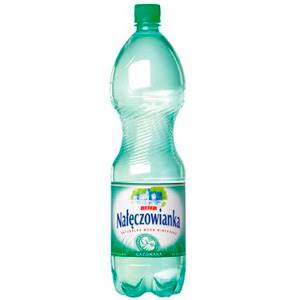 WODA NAŁĘCZOWIANKA 1,5L GAZOWANA ZGRZEWKA