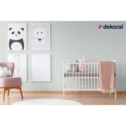 Emulsja Dekoral Moc Koloru lekko szary 5L