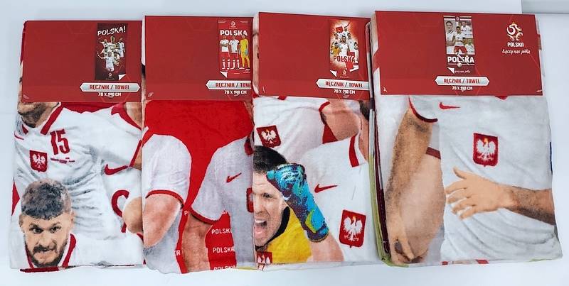 Mix recznikow PZPN 70x140cm MIXCAR201-TOWEL