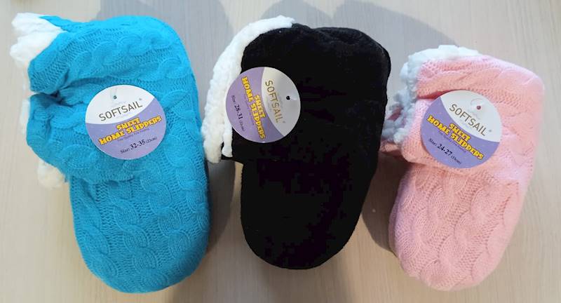 Kapcie MIX B213 / Slippers MIX B213