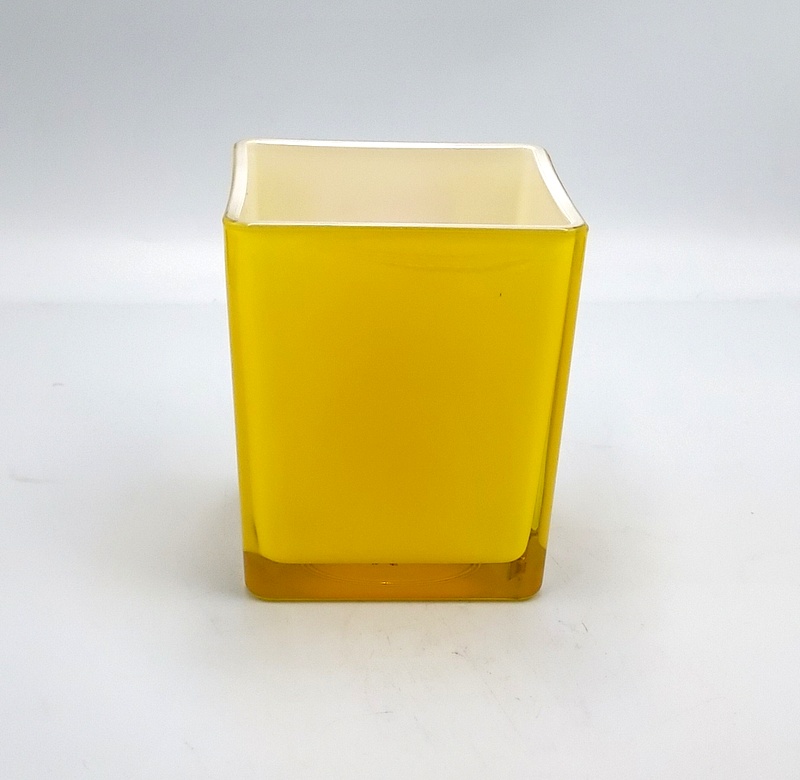 Doniczka kwadrat zolta z bialym srodkiem 10x10 cm h-12 cm 70225ZZB / Square yellow flowerpot with a white center