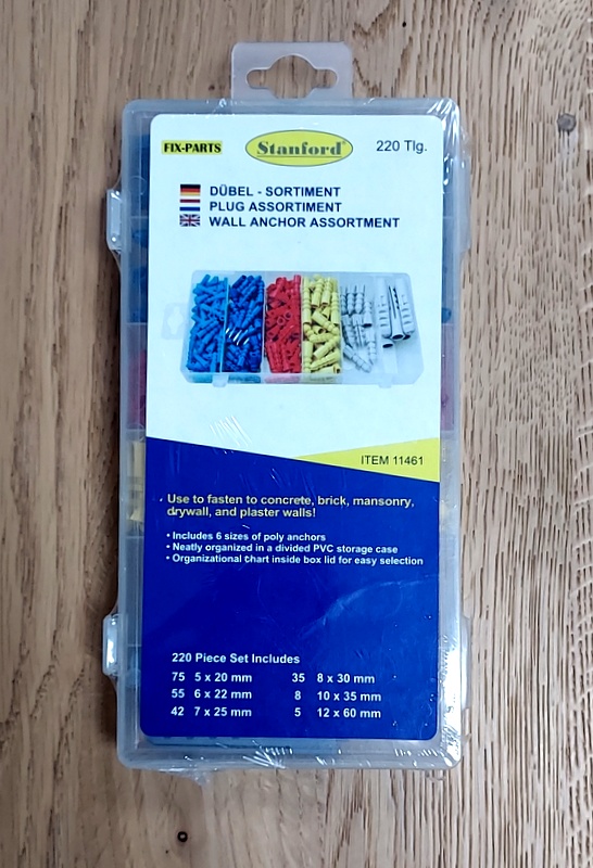 Kolki do wkretow 220 szt. / Screw plugs 220 pcs.