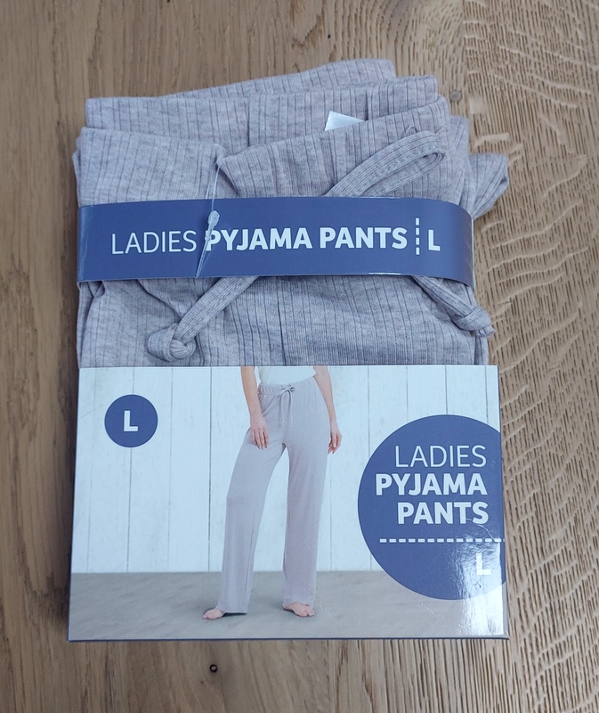 Spodnie pizamowe damskie S-XL 3217355 / Women's non-slip trousers