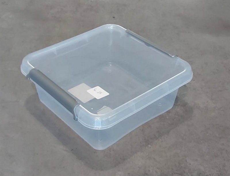 Pojemnik 6 l transparentny z pokrywka 2.GAT / 6 l transparent container with lid 