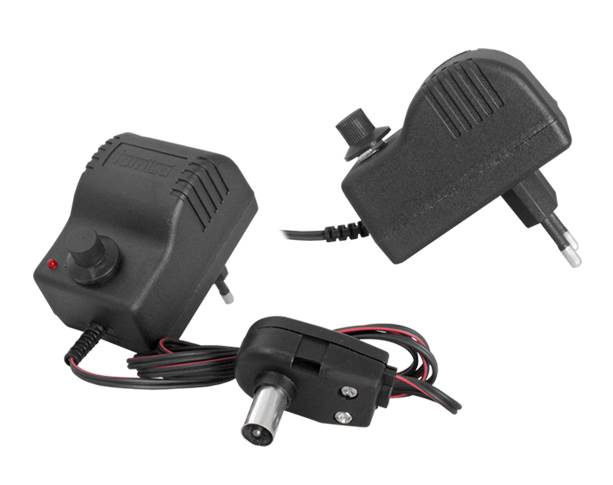 Zasilacz antenowy 12V TAMIZA regulowany 