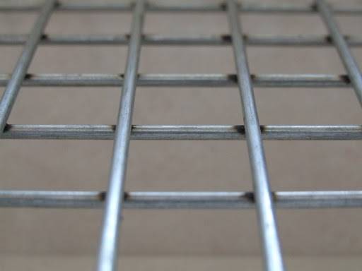 SIATKA ZGRZ.WM40x40 fi 3,0mm ark.1000x2000 CZARNA
