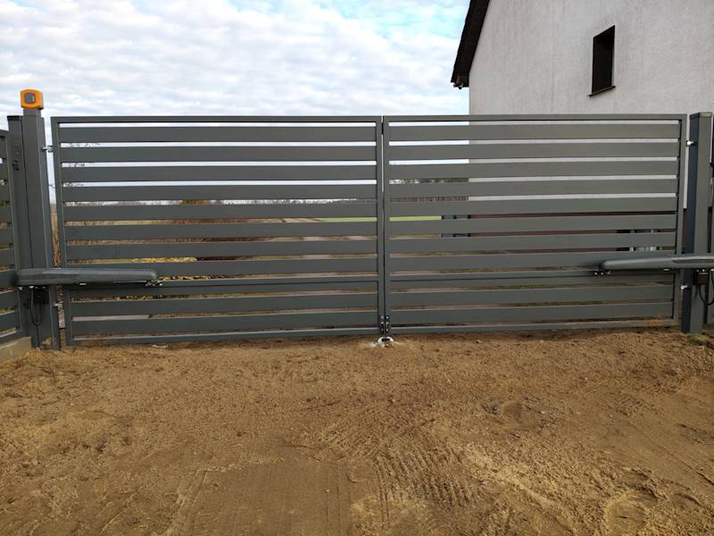 BRAMA WALL100 5,00m/1,40m ral7016 POD NAPĘD SKRZY.