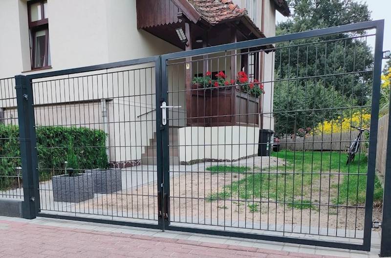 BRAMA PRO PANEL 5,00m/1,70m 7016 SŁ.80/2mm 