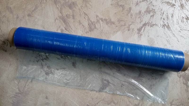 FOLIA OCHRONNA SAMOPRZYLEPNA NIEBIESKA 500mm/100mb