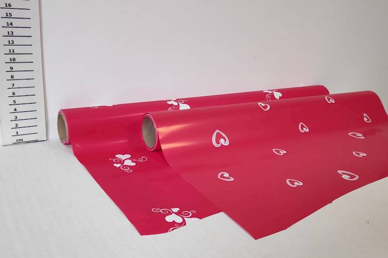 Folia satynowa 50cm x 9y białe serca