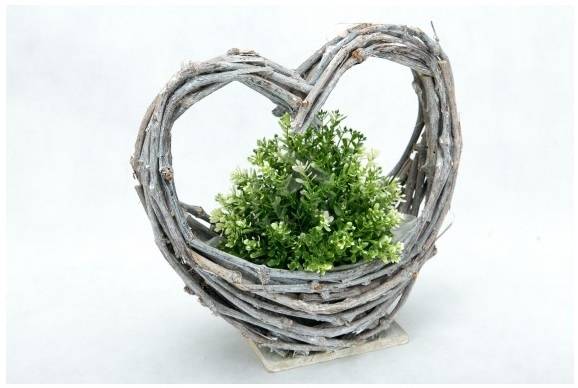 Kosz serce z winorośli