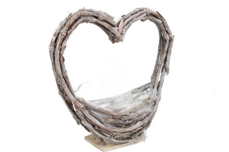 Kosz serce z winorośli