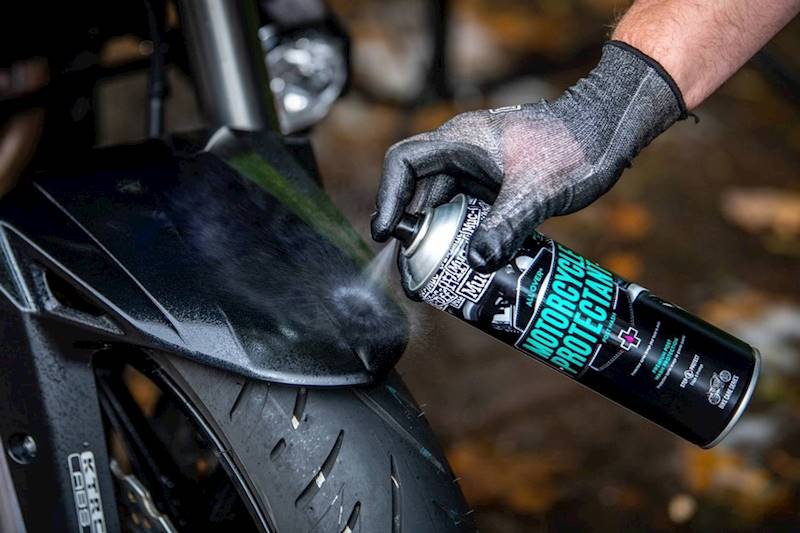 Muc-Off 608 Środek ochronny do motocykla 400ml