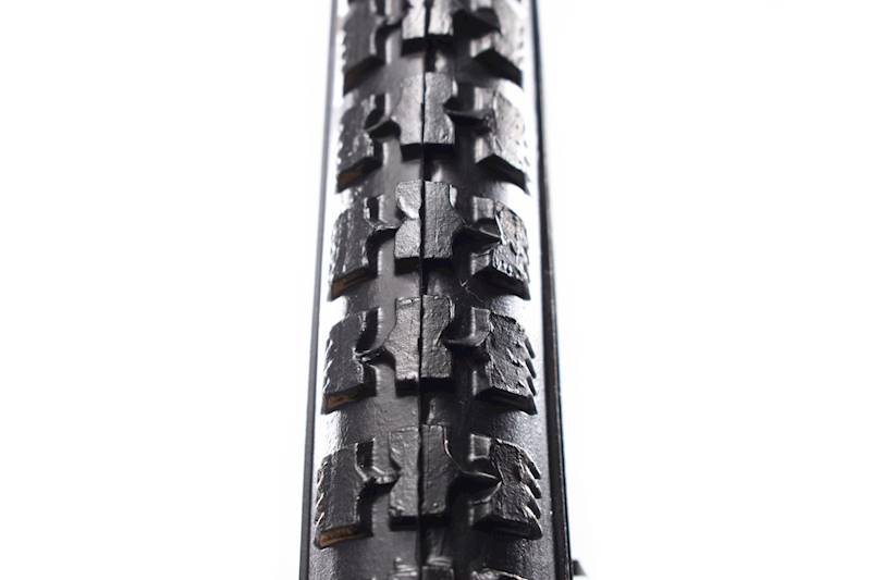 Opona rowerowa 28x1.5/8x1.3/8 (37-622)