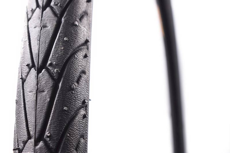 Opona rowerowa 700x38C (38-622)