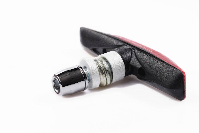 Klocki rowerowe hamulca v-brake z gwintem