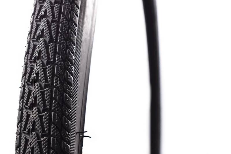Opona rowerowa 700x40C (40-622)