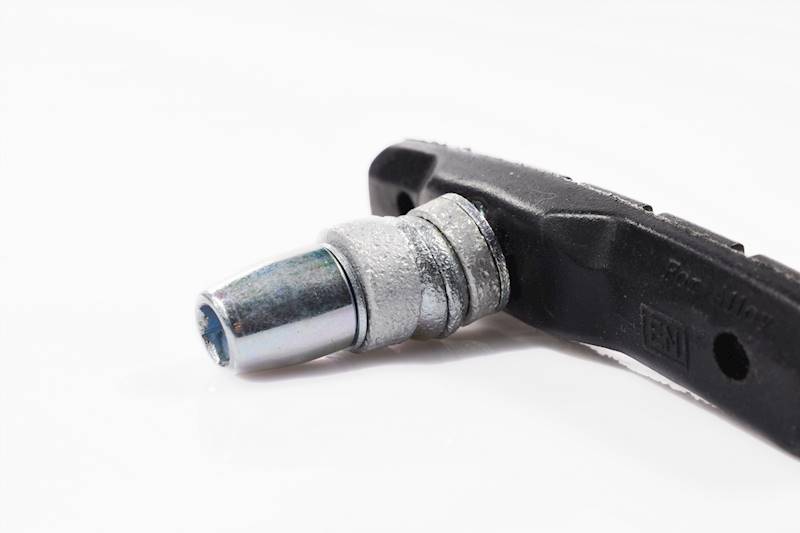 Klocki rowerowe hamulca promax v-brake z gwintem