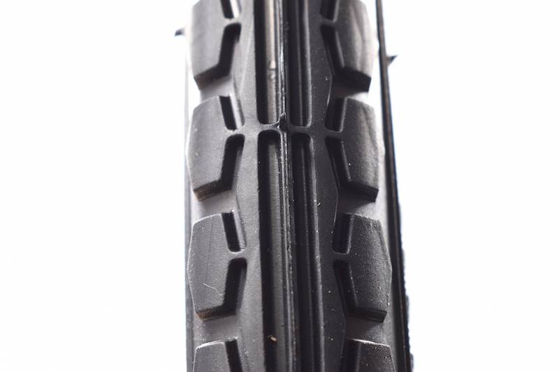 Opona rowerowa 26x1.3/8 (37-590)