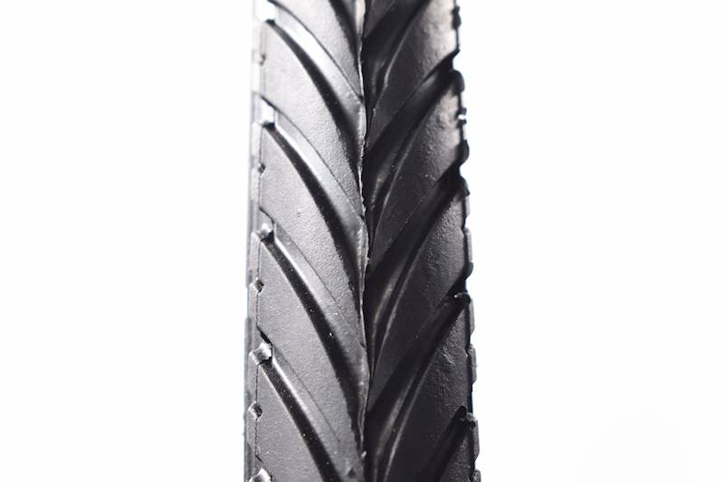 Opona rowerowa 700x38C (40-622)