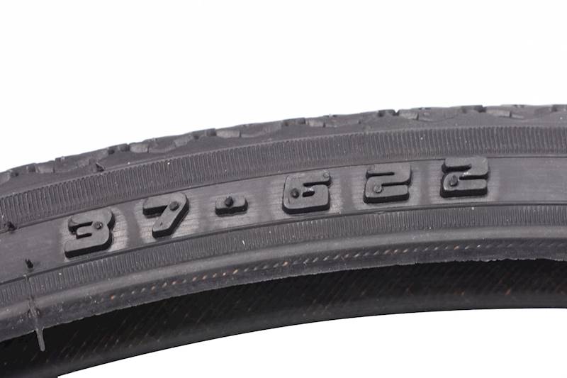 Opona rowerowa 700x37C (37-622)