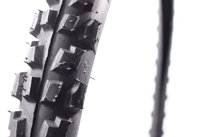 Opona rowerowa 26x2.10 (53-559)