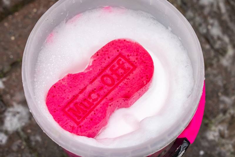 Muc-Off 300 Gąbka do mycia motocykla