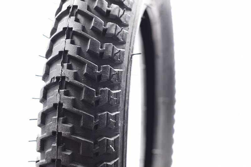 Opona rowerowa 12.1/2x2.1/4 (62-203)